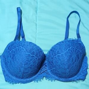 Victoria's Secret Vibrant Blue Lace Bra